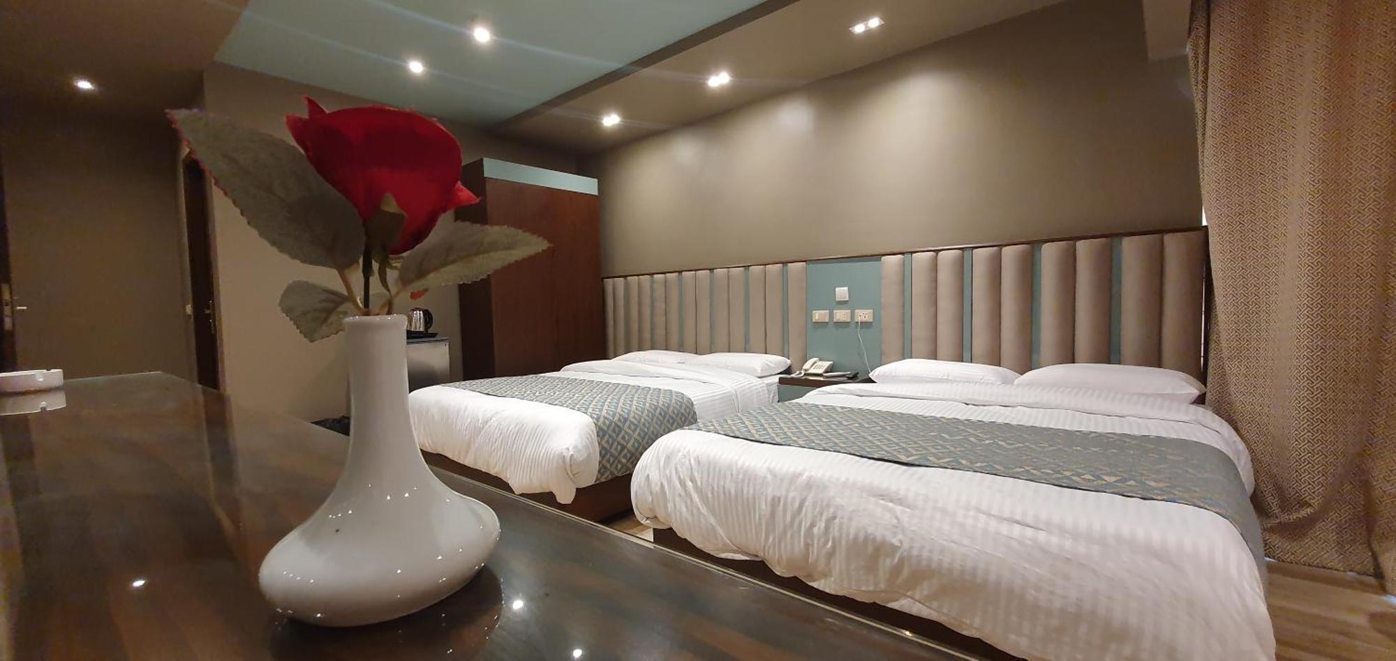 Grand Bayan Hotel & Apt At Nile Plaza Κάιρο Δωμάτιο φωτογραφία